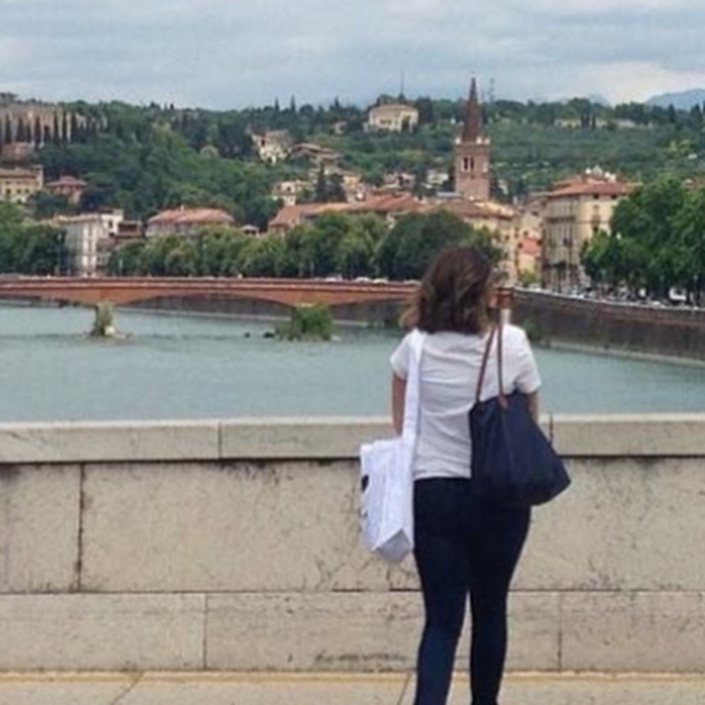 Meet your Posher, Aly